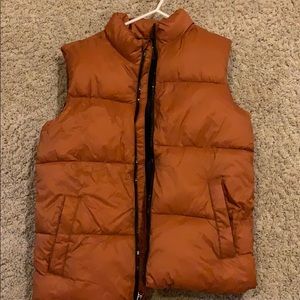 Old navy boys XL vest, NWOT